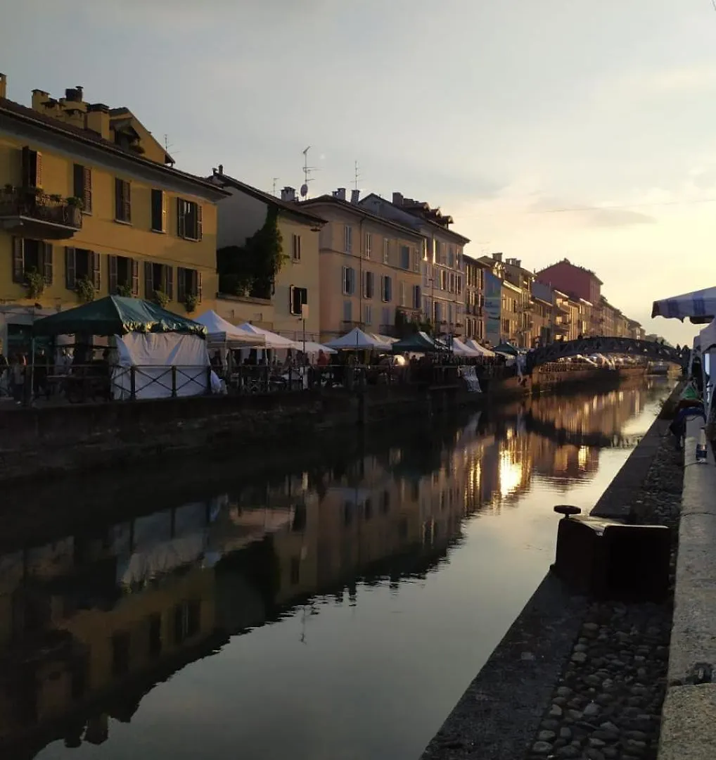 Privat bolig Camera Navigli Con Bagno Privato Milano